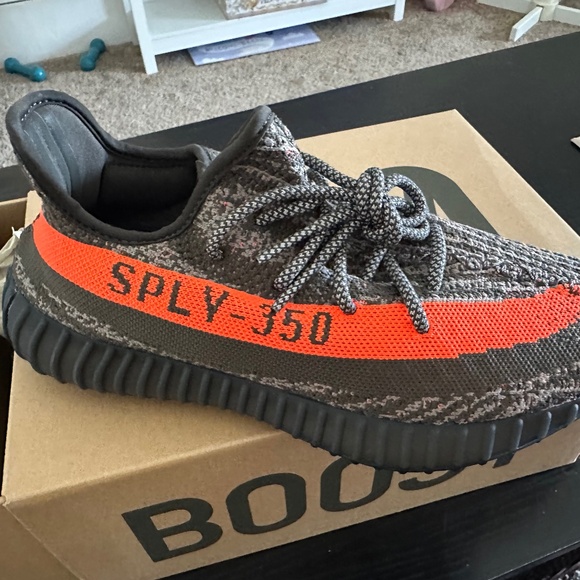 adidas Yeezy Boost 350 V2 Beluga